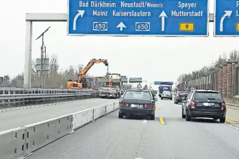 Im vergangenen Jahr wurde die Fahrbahn in Richtung Bad Dürkheim erneuert.