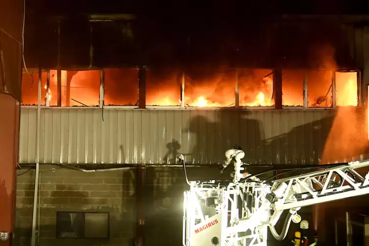 grossbrand-entsorgung7-7.JPG