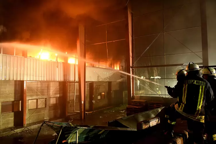 grossbrand-entsorgung7-6.JPG