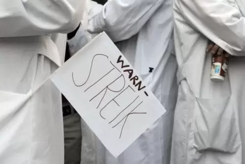 Die Patientenversorgung sei während des Streiks gesichert, sagte ein Sprecher der Gewerkschaft Marburger Bund. Symbolfoto: dpa 