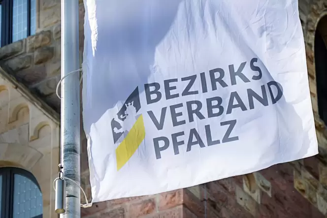 20160924_schloss_bez_verband_b.JPG