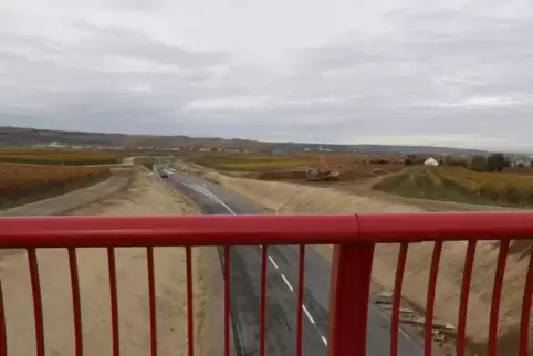 Blick auf die Bundesstraße vor der Eröffnung Ende vergangenen Jahres.  Foto: ABF