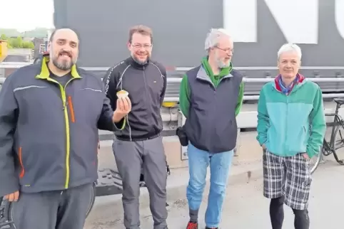 Das pfälzisch-badische Team vom Brücken-Café am Mittwoch: Rainer (Rülzheim), Alex (Wörth), Steffen (Karlsruhe-Bulach) und Anke (