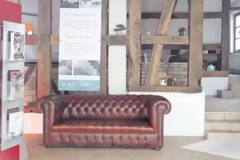 Blick in den „Pop-Up-Store“ „Der Innenausbauer“ in der Kandeler Hauptstraße.