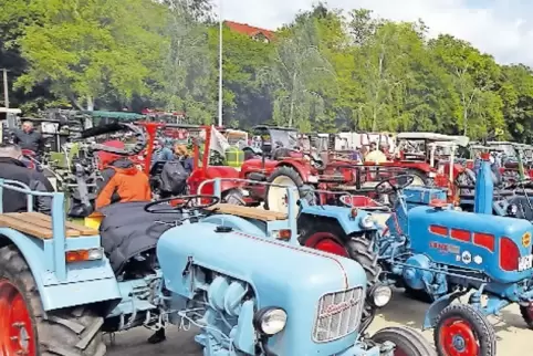 Im vergangenen Jahr: die Traktorenausstellung beim Oldtimertreffen in Berghausen.