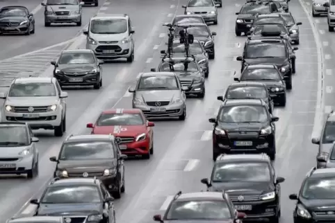 Auf Stau müssen sich Autofahrer wegen einer Baustellle auf der A650 einstellen. Archivfoto:dpa 