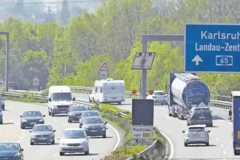 Auf der A 65 bei Landau-Nord wird es an vier Wochenenden zu Sperrungen von Auf- und Abfahrten kommen.