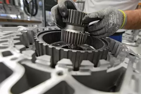 Im Maschinenbau brach die Nachfrage besonders stark ein.  Symbolfoto: picture alliance/dpa