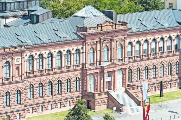 Das Museum Pfalzgalerie in Kaiserslautern gehört zu den großen Kulturinstitutionen in der Region. Der Bezirksverband fördert das