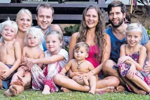 Auf Bali lernten Benedict und Sandhya Durchholz (rechts) die Norweger Thor und Maria Braarvig kennen.