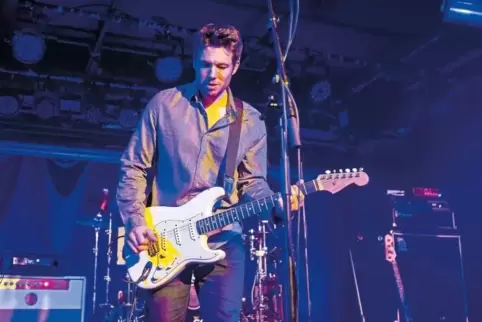 Saiten- und Soundtüftler Aynsley Lister begeisterte am Mittwoch in der Kaiserslauterer Kammgarn