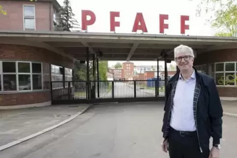 Die Bürgerinitiativen, die sich rund um das frühere Pfaff-Fabrikgelände gegründet haben, nennt Stefan Glander (Die Linke) einen 