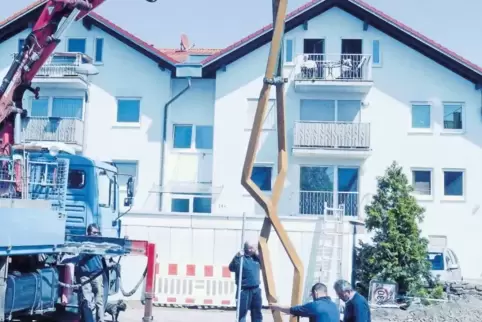 „Malog“ findet seinen Platz in der Neuen Mitte Tiefenthals.