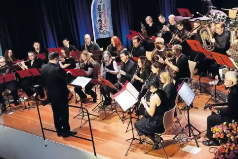Hohe künstlerische Qualität: das Blasorchester des Musikvereins Winnweiler.