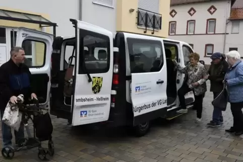 Der Bürgerbus ist eine Erfolgsgeschichte und hauptsächlich für Senioren gedacht.  Foto: BOLTE