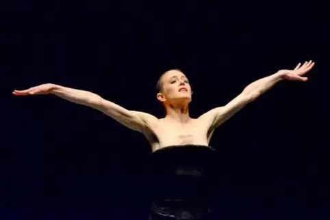 Ballettdirektorin Bridget Breiner choreografiert und stand auch selbst immer wieder als Tänzerin in Gelsenkirchen auf der Bühne.