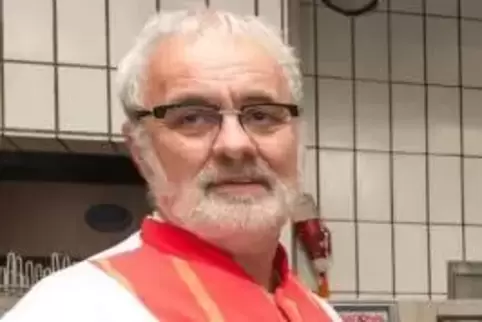 Gerhard Gries in der Waldmohrer Metzgerei, die er Anfang 2018 offiziell an seine Tochter Melanie Temmes übergeben hat.  Foto: m.