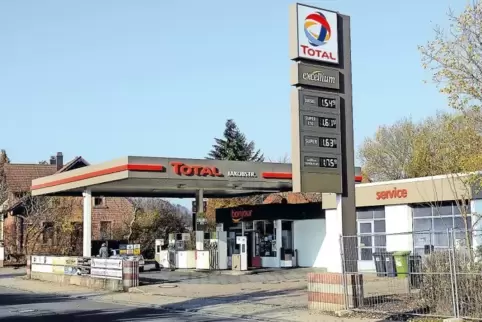 Auch die Tankstelle in Winnweiler war Ziel der beiden Männer: Dort erbeuteten sie am 15. November einen deristelligen Euro-Betra