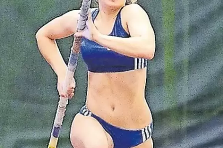 Salome Schlemer (LAZ) gewann den Stabhochsprung der Frauen.