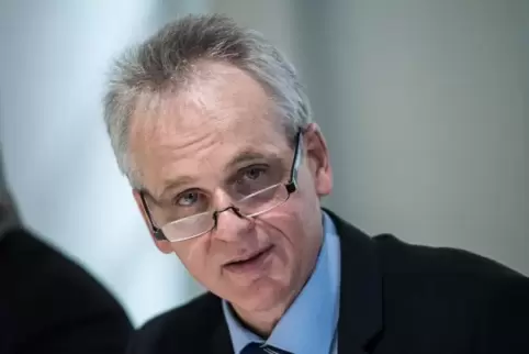 Die Stellungnahme von Rechnungshofpräsident Jörg Berres wird am Donnerstag im Bildungsausschuss beraten.  Foto: dpa