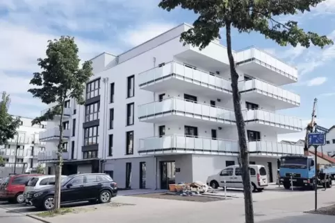 14 barrierefreie Wohnungen und eine Physiotherapiepraxis: frisch eingeweihter Neubau in der Melm.