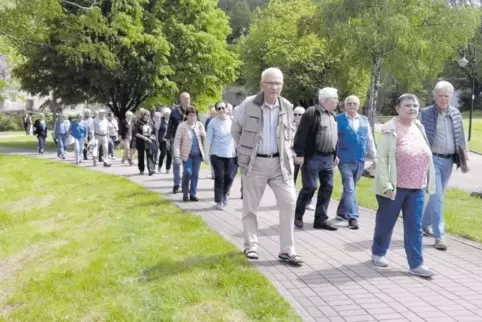 35 Spaziergänger waren bei der Premiere dabei.