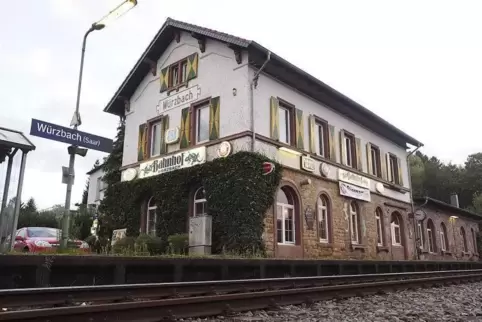 Am Bahnhof Würzbach hält die Regionalbahn.  Archivfoto: Moschel