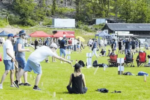 Bei bestem Wetter kamen alle Kubb-Sportler – vom Profi bis zum Neuling – auf ihre Kosten.