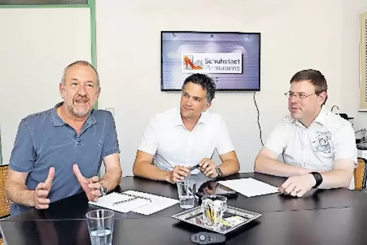 Die treibenden Kr&auml;fte: (von links) Rolf Sch&auml;fer, Christoph Arnold und Patrick Buch.