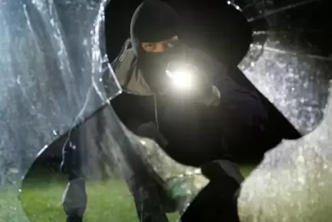 20 Wohnungseinbrüche wurden im Bereich der Polizeiinpsektion Bad Bergzabern im vergangenen Jahr gezählt. Die Beamten vermuten, d