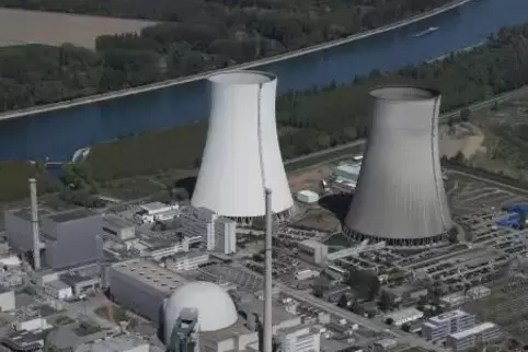Das Kernkraftwerk Philippsburg: Block 2 soll noch bis Ende des Jahres Strom liefern.  Archivfoto: Sandbiller