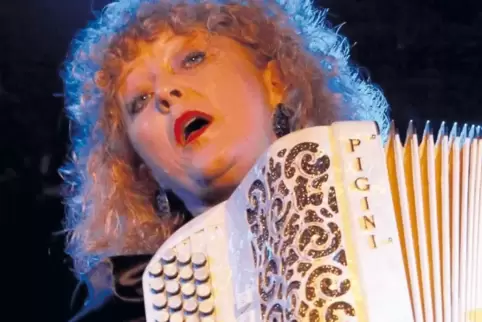 Stargast bei der Nuit de la Chanson am 29. Juni: die Akkordeonistin Lydie Auvray.