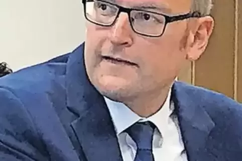 Der OB von Pirmasens, Markus Zwick, bei der Verhandlung im Verwaltungsgericht.