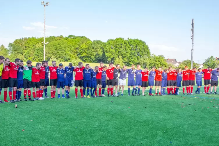 fussball_weltrekord_dauerkicken_sf_winterbach_-12.JPG