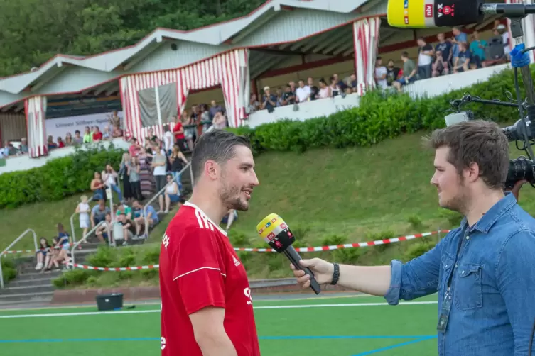 fussball_weltrekord_dauerkicken_sf_winterbach_-22.JPG