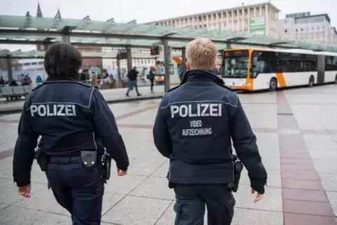 Die Polizei will länderübergreifend in fünf Bundesländern agieren. Symbolfoto: Andreas Arnold/dpa