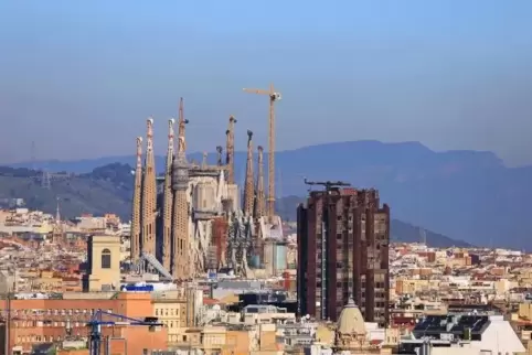 Die Basilika Sagrada Familia ist das Lebenswerk des spanischen Architekten Antoni Gaudí (1852-1926). Foto: Imago/Chromorange