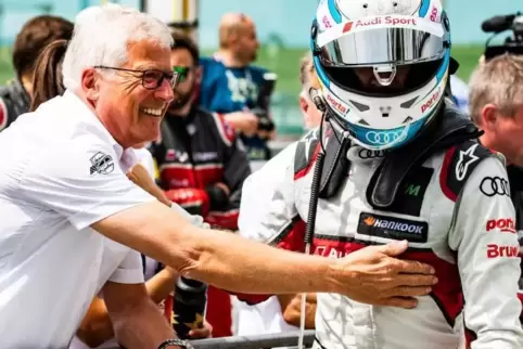 Freude pur: Rosberg-Teamchef Arno Zensen (links) freut sich in Misano über das gute Abschneiden von René Rast (rechts).  Foto: A