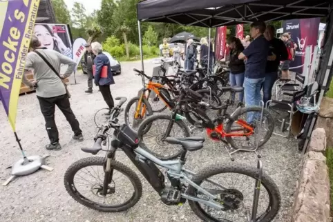 Auch über E-Bikes konnte man sich am Sonntag informieren. Foto: VIEW