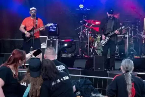 Punkrock spielte die Band Driven beim Breitbach Rock. Foto: Sayer