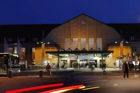 Der Unfall geschah im Karlsruher Hauptbahnhof.  Foto: Archiv