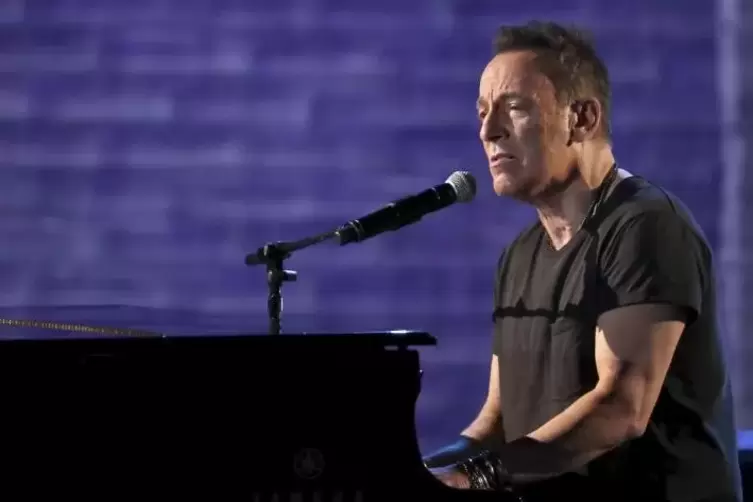 Bruce Springsteen (2018 bei der Verleihung der 72. Tony Awards in New York). 2019 keine Tournee, aber ein neues Album.  Foto: dp