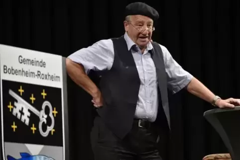 Der Kabarettist Detlev Schönauer nahm süffisant und treffsicher die Besonderheiten saarländisch-pfälzischer Lebensart aufs Korn.