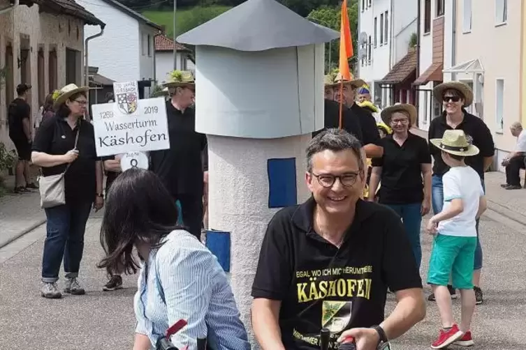 Vom Sportheim f&uuml;hrt der Umzug an den Festplatz an der katholischen Kirche. Foto: Moschel
