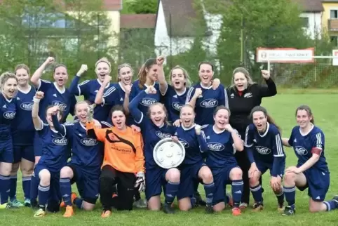 Der Landesliga-Meister SG Rimschweiler/Hornbach wagt den Sprung in die Fußball-Verbandsliga der Damen.  Foto: Moschel