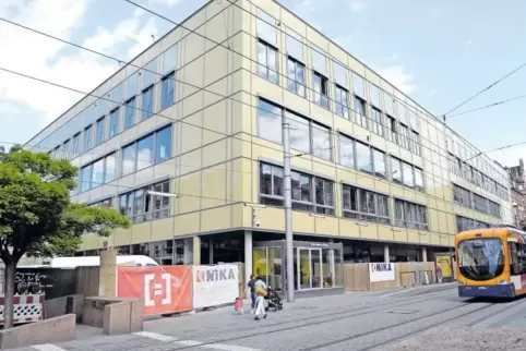 Bald wieder Leben in K 1: Ein Aldi-Markt wird der Ankermieter sein.