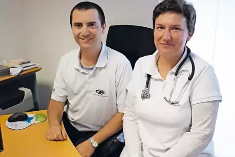 Peter Deliargyris und seine Kollegin Iwona Wlodarczyk führen die hausärztliche Gemeinschaftspraxis in Thaleischweiler-Fröschen, 