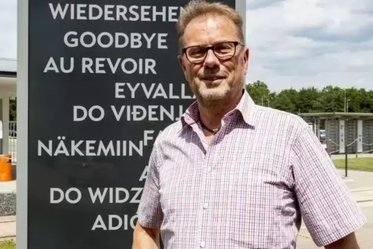 Nach fast 45 Jahren bei Opel hat Lothar Sorger das Werk in Kaiserslautern verlassen.  Foto: VIEW