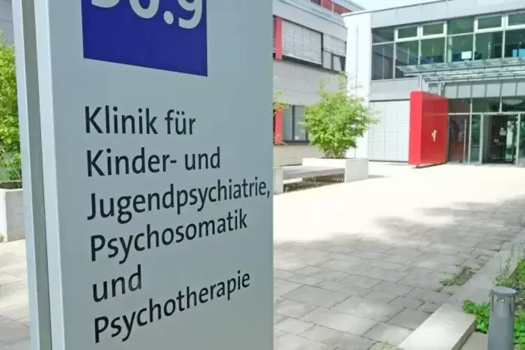 Das jetzige Gebäude der Kinder- und Jugendpsychiatrie am Uniklinikum in Homburg wurde 2015 eingeweiht Foto: Moschel