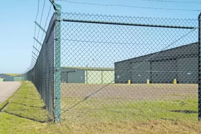 Die Panzerhallen der Bundeswehr bleiben bis auf Weiteres blockiert.